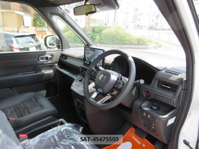 Honda e 2024-07 8279532-2