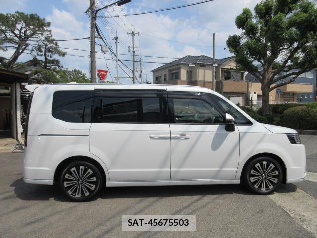 Honda e 2024-07 8279532-3