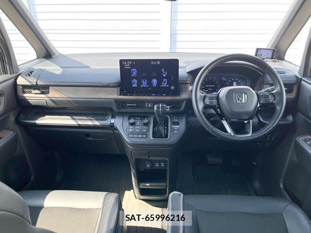 Honda e 2023-07 8279778-1