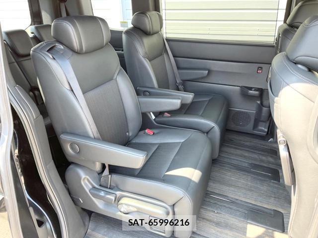 Honda e 2023-07 8279778-8