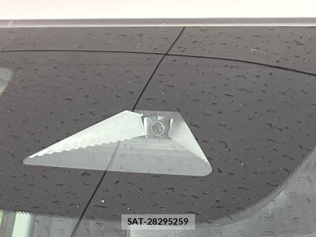 Honda e 2024-05 8280125-5