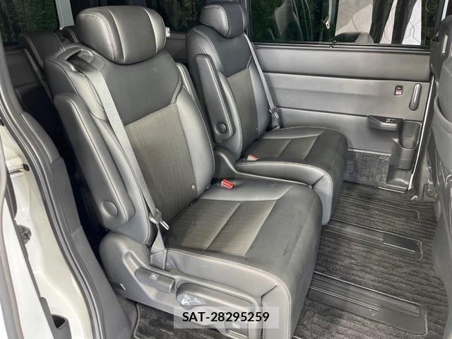 Honda e 2024-05 8280125-8