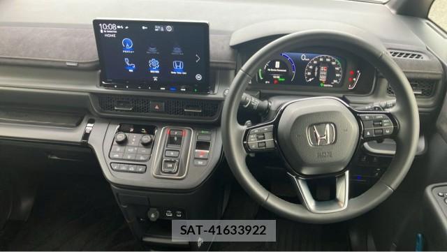 Honda e 2024-07 8280472-16
