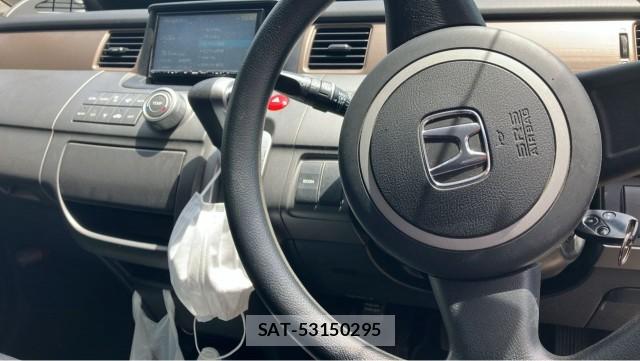 Honda e 2008-09 8280626-16