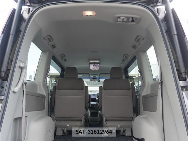 Honda e 2016-08 8280827-15