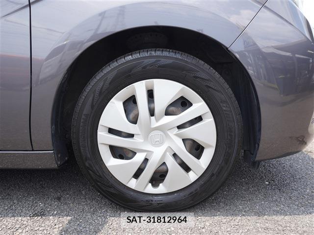 Honda e 2016-08 8280827-19