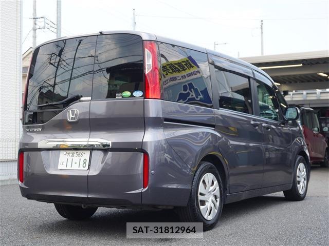Honda e 2016-08 8280827-3