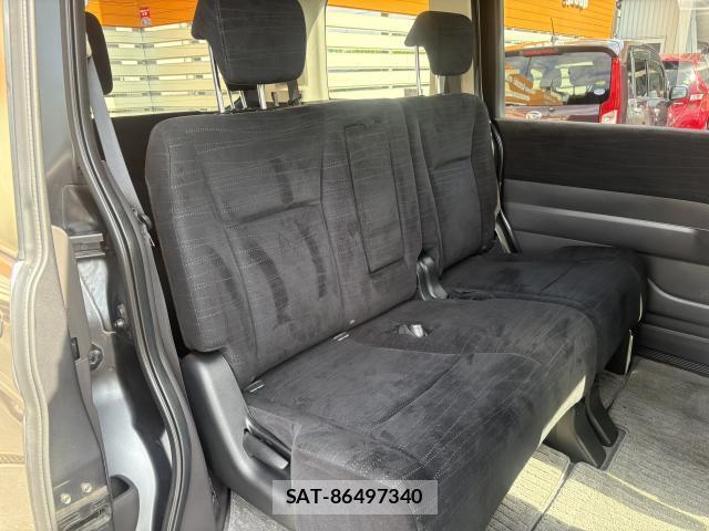 Honda e 2011-09 8280830-13