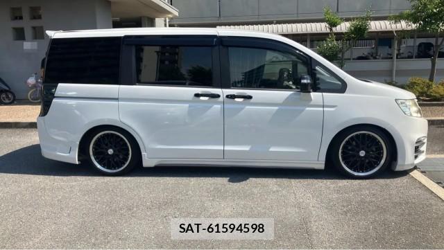 Honda e 2013-11 8281180-3
