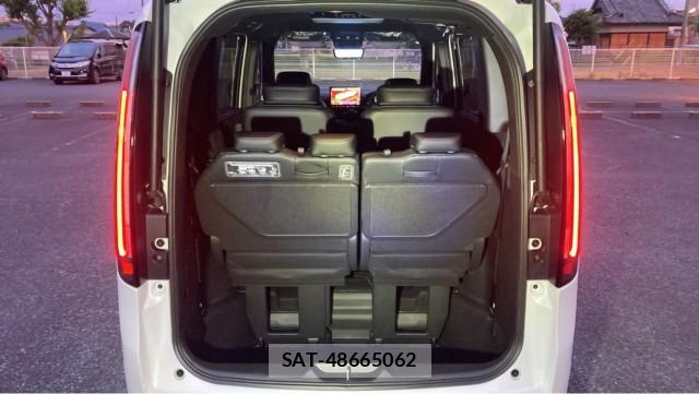 Honda e 2025-02 8281304-17