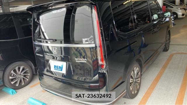 Honda e 2025-05 8281372-1