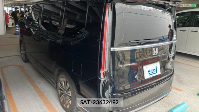Honda e 2025-05 8281372-13