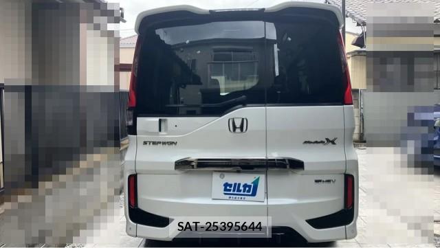 Honda e 2021-12 8281519-1