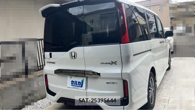 Honda e 2021-12 8281519-12