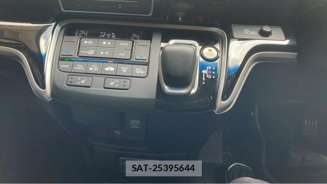 Honda e 2021-12 8281519-14