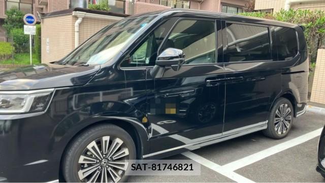 Honda e 2024-03 8281597-3