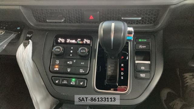 Honda e 2022-07 8281823-14