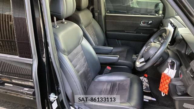 Honda e 2022-07 8281823-5