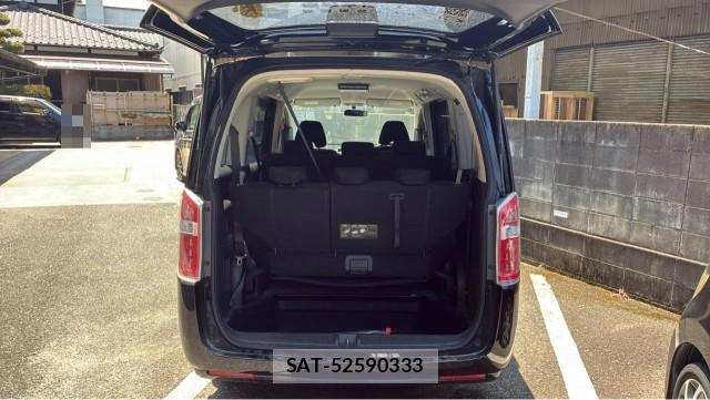 Honda e 2014-09 8282088-17