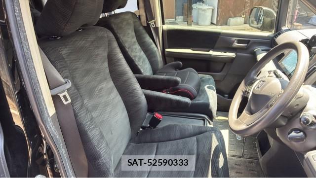 Honda e 2014-09 8282088-5