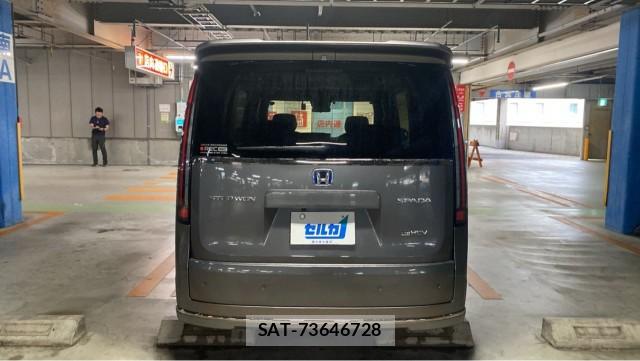 Honda e 2023-08 8282312-1