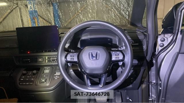 Honda e 2023-08 8282312-16