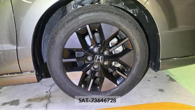 Honda e 2023-08 8282312-8