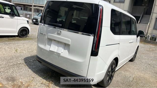 Honda e 2025-03 8282334-12