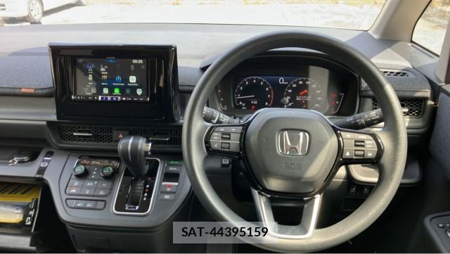 Honda e 2025-03 8282334-16