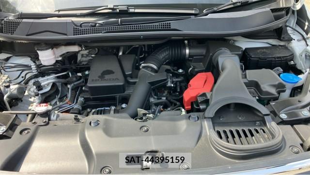 Honda e 2025-03 8282334-7