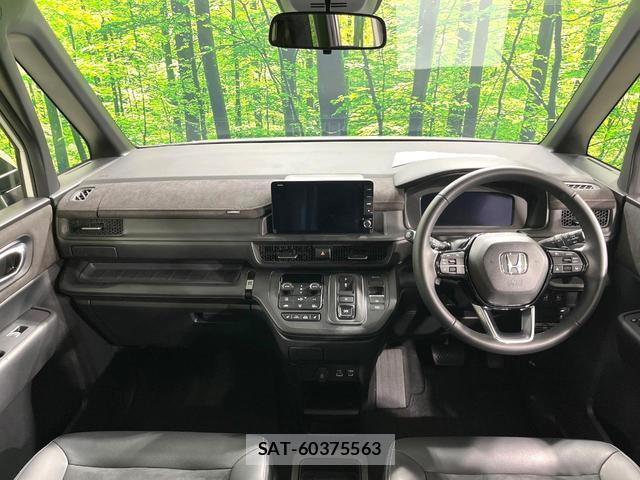 Honda e 2025-03 8283478-1