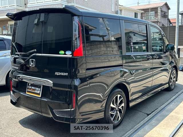 Honda e 2021-04 8283761-4