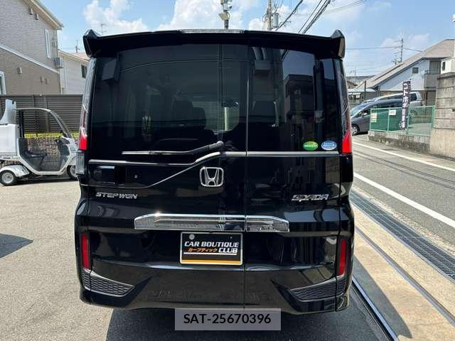 Honda e 2021-04 8283761-5