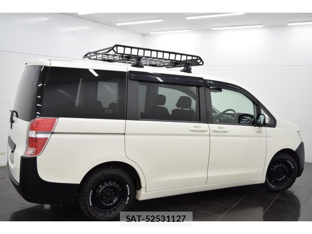 Honda e 2011-01 8284323-8