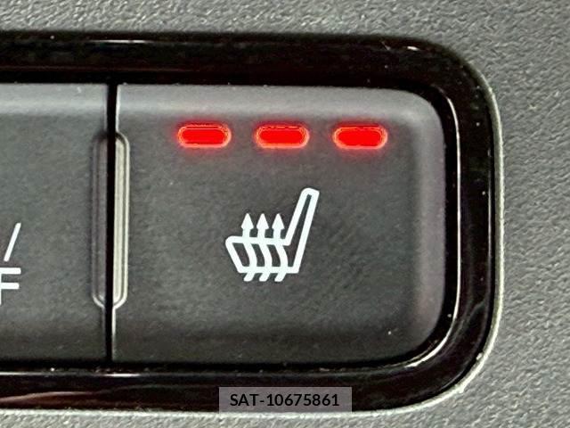 Honda e 2022-05 8284981-8