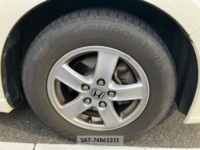 Honda STREAM 2010-01 8277507-5