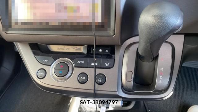 Honda STREAM 2007-02 8280930-14