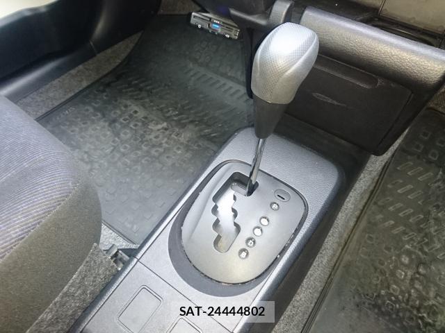 Toyota SUCCEED 2020-07 8277511-15