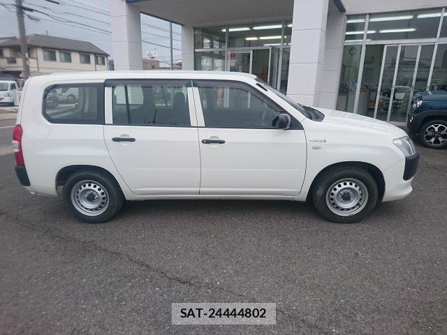Toyota SUCCEED 2020-07 8277511-3