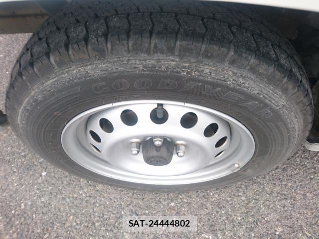 Toyota SUCCEED 2020-07 8277511-8