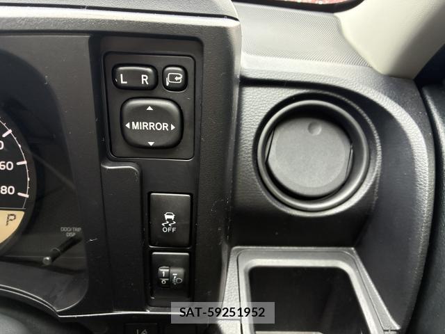 Toyota SUCCEED 2020-07 8280337-15