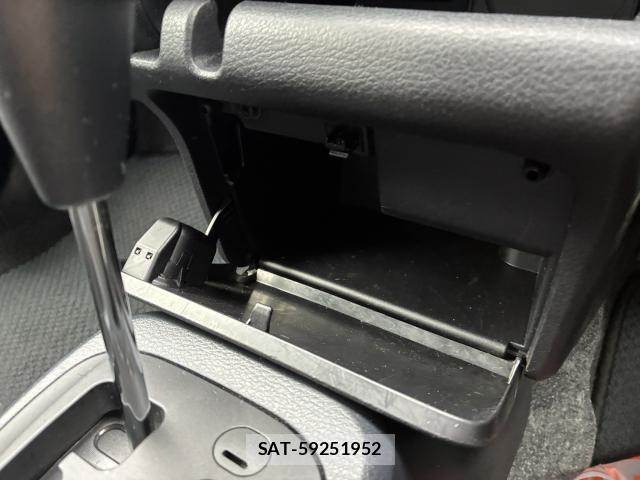 Toyota SUCCEED 2020-07 8280337-19