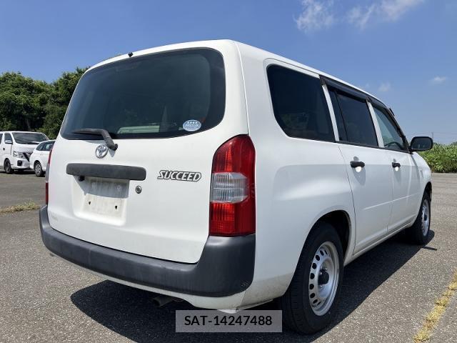 Toyota SUCCEED 2019-07 8283911-1