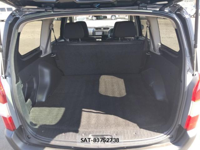 Toyota SUCCEED 2018-07 8285710-5