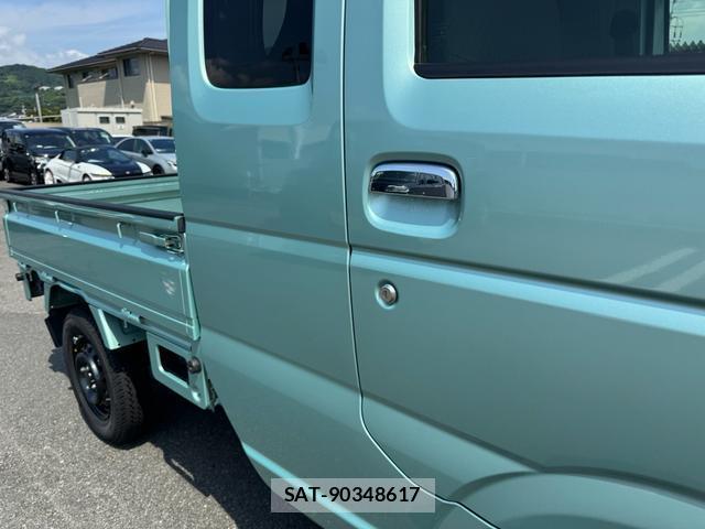 Suzuki SUPER CARRY 2018-12 8284708-11
