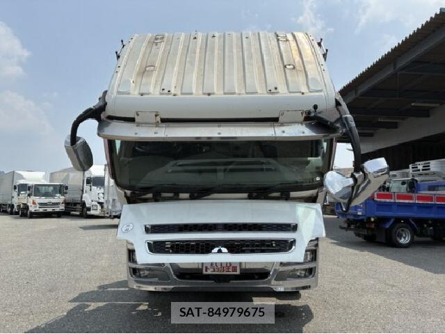 MITSUBISHI FUSO SUPER GREAT 2016 8285848-15