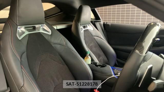 Toyota SUPRA 2019-11 8281316-5