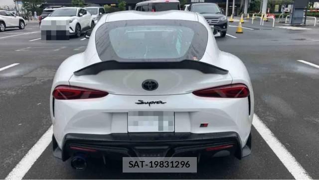 Toyota SUPRA 2023-01 8281567-1