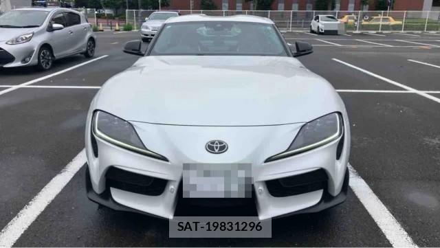 Toyota SUPRA 2023-01 8281567-9