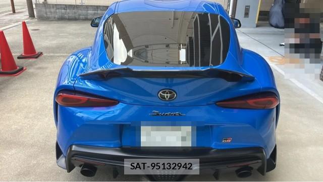 Toyota SUPRA 2021-01 8281870-1